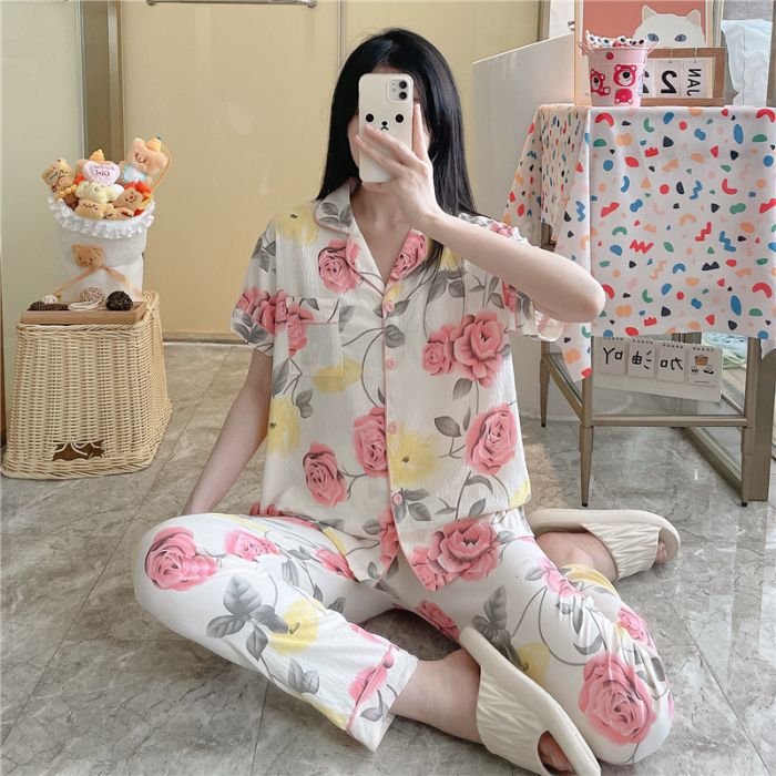 Pijamas transfronterizos al por mayor para mujer nube algodón otoño verano rebeca solapa pantalones de manga corta traje de servicio a domicilio simple y cómodo