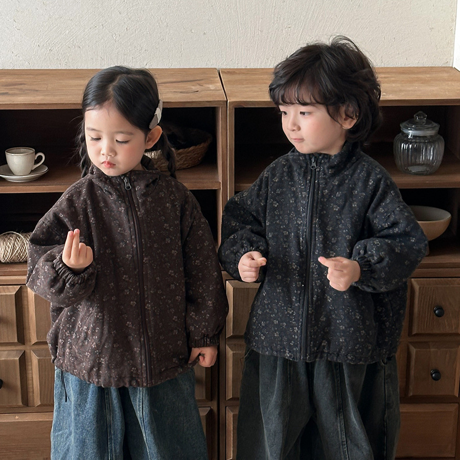 佳叶童品2025秋季新款儿童碎花外套夹克男女宝宝森系复古拉链衫