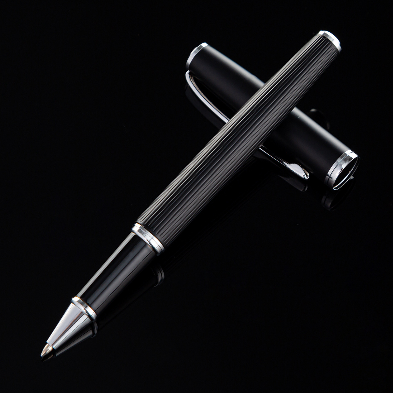 Pluma de gel pluma de firma de metal en stock venta al por mayor regalo de publicidad creativa bolígrafo impresión LOGO entrega de una pieza