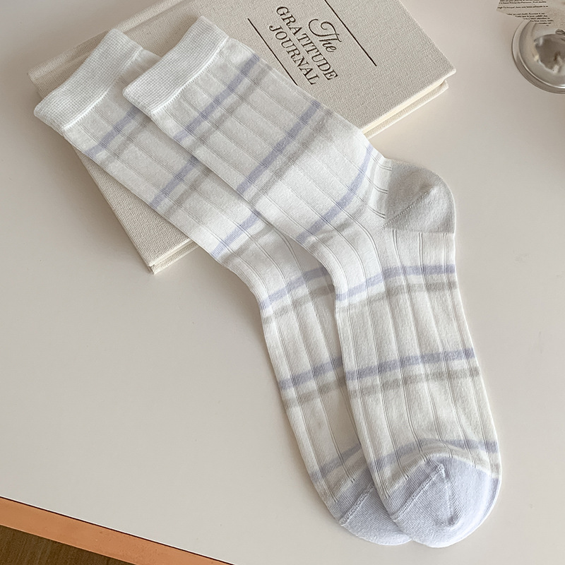 2025 primavera y verano nuevos productos japoneses verdes delgados calcetines de algodón transpirables anti-deslizante sudor calcetines de mujer frescas pila calcetines