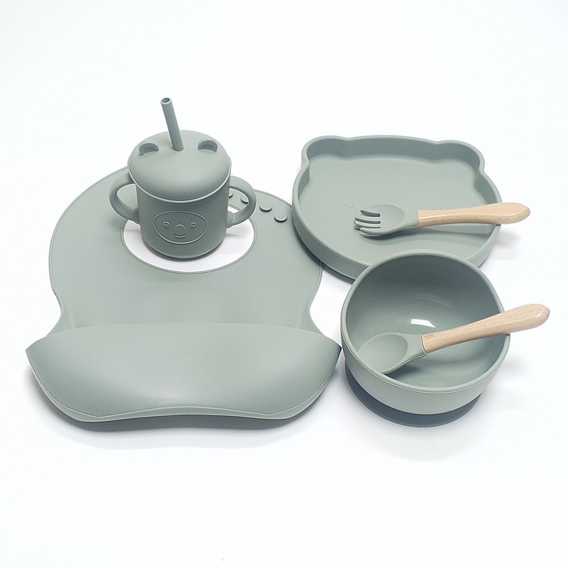 올리브 그린 (리틀베어 1칸 실리콘 접시 + 어린이 그릇 + 턱받이 + 컵 + 나무 손잡이 + 스푼 + 포크)