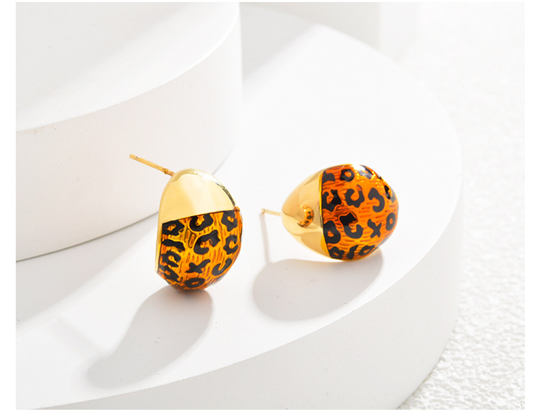 Copper Material 1 Pair Vintage Style Classic Style C Shape U Shape Leopard Enamel Copper Earrings Ear Studs