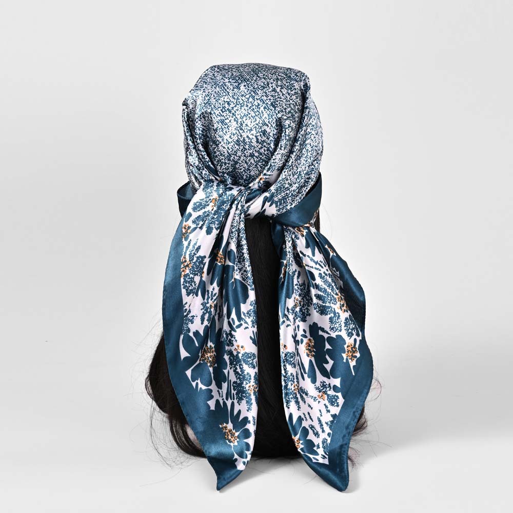 Casual, Daily Occasion satin Material Women's Classic Style Printing Satin Silk Scarf Kerchief