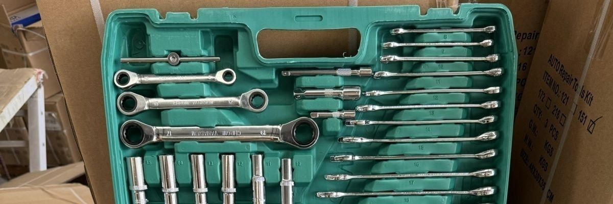 121-Piece Auto Repair Tool Set, Car Maintenance Repair Kit, Socket Set, Wrench Combination, Car Repair Wholesale
