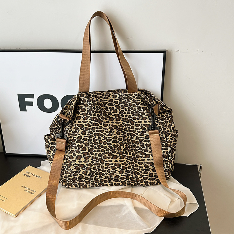 Mochila retro de leopardo estilo coreano insfeng, gran capacidad y versátil, perezosa