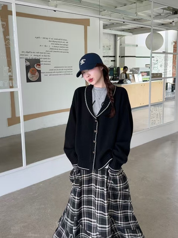 韩系黑色翻领针织外套女2025秋冬季新款软糯毛衣开衫宽松慵懒上衣|undefined