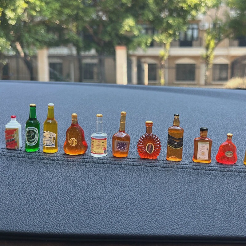 Healing series small wine bottle car ornaments car center console large screen rearview mirror electric car interior desktop decoration