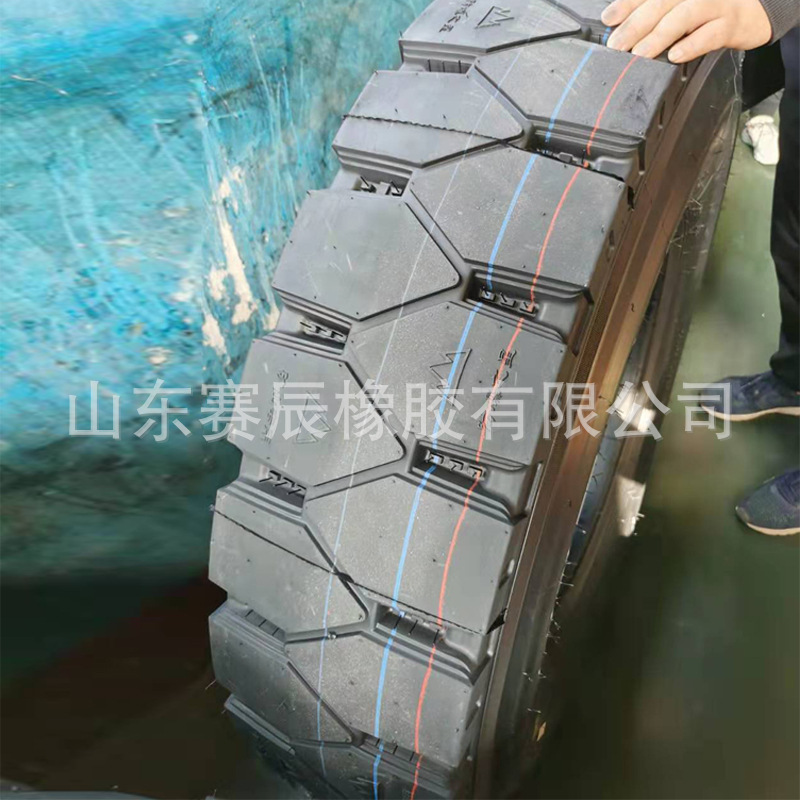1200r20轮胎 防爆矿山轮胎越野卡车油罐车轮胎批发钢丝轮胎