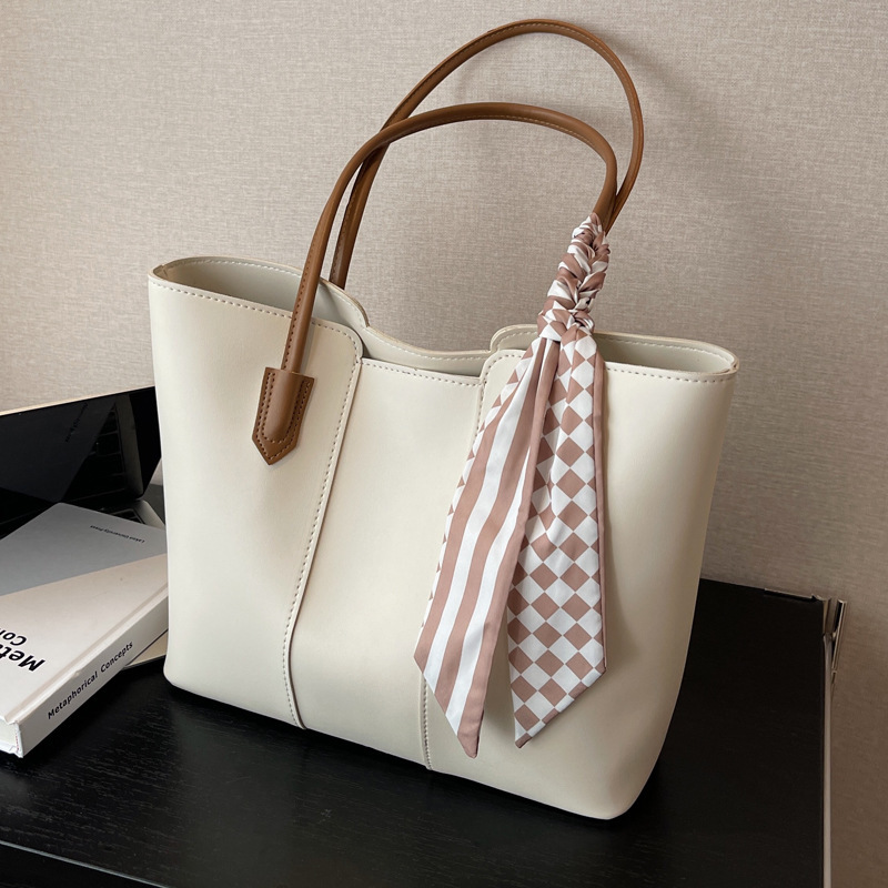 Cross-Border Large Capacity Tote 2025 New Simple Commuter Shoulder Niche Design Fashion Versatile Crossbody Bag_voghion.com