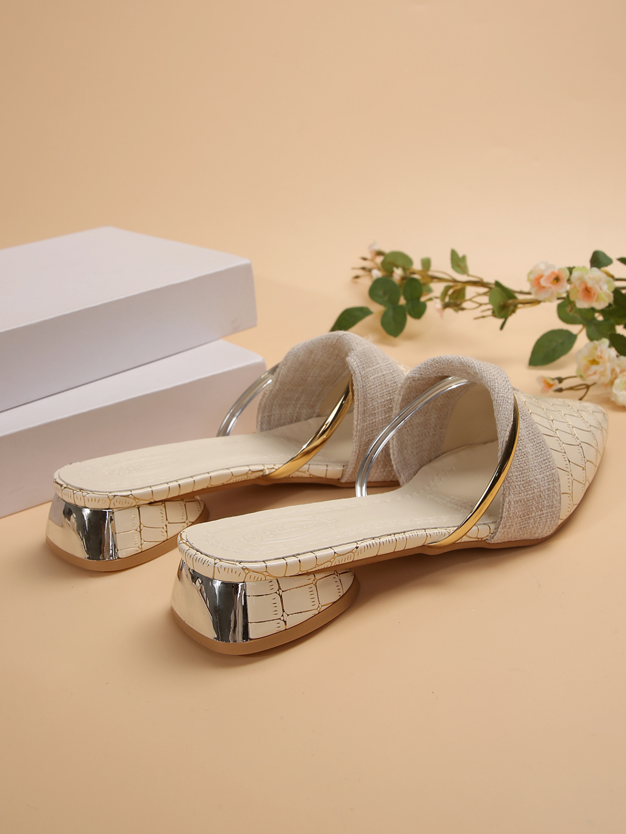 Women's plus Size Pointed Toe Low Heeled Slippers Snakeskin Pattern Closed Toe Half Slippers Sexy New Spring Style_vogvips.com