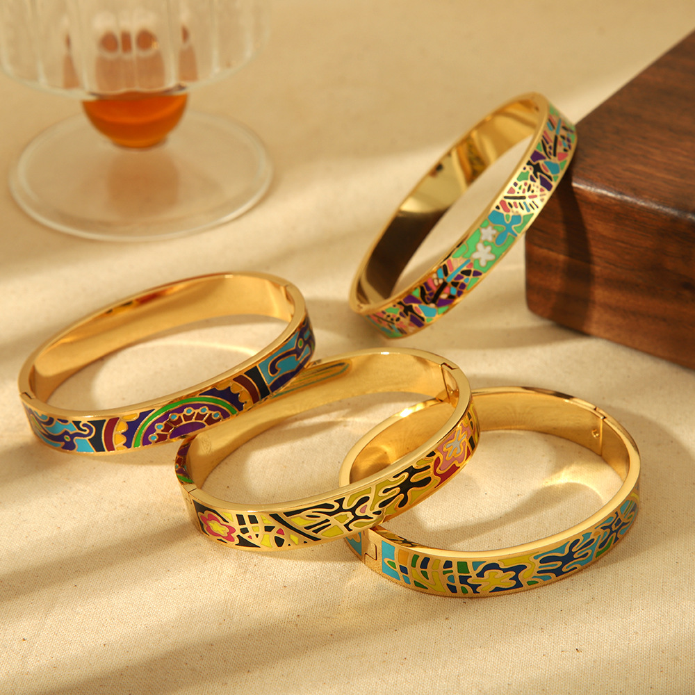 Nuevo pulsera de esmalte de textura de flores goteo de aceite de moda 18k oro de titanio pulsera de acero ins no se desvanece pulsera de sensación alta