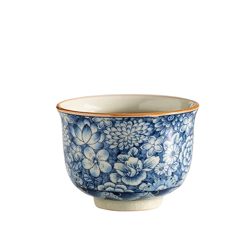 Blue and white flavored tea, tea cup, retro big clay
