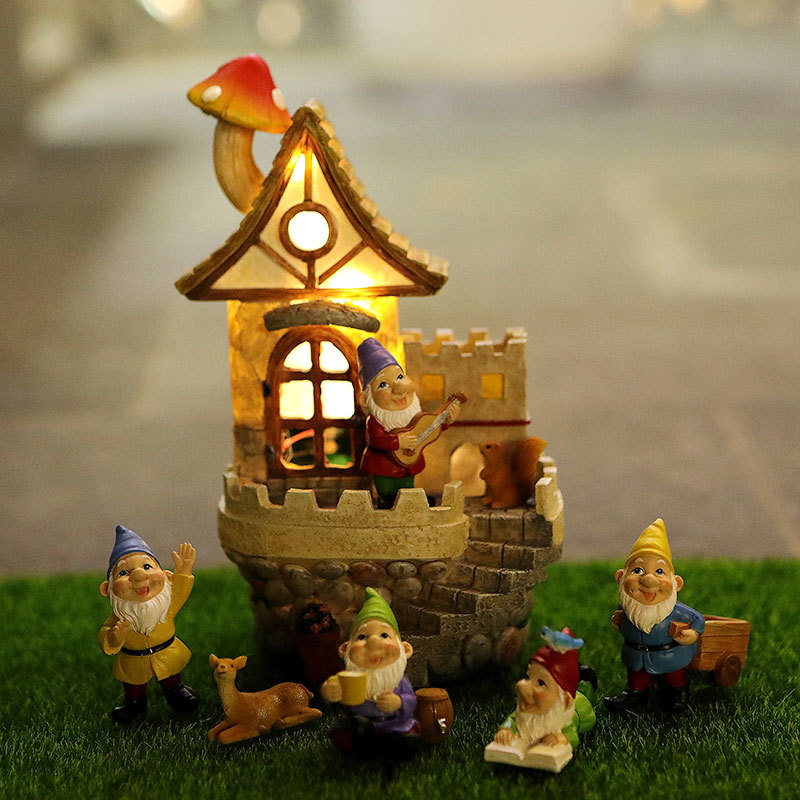 Transfronterizo enano de energía solar Mushroom House Castillo elfo decoración jardín patio Navidad decoración resina artesanía