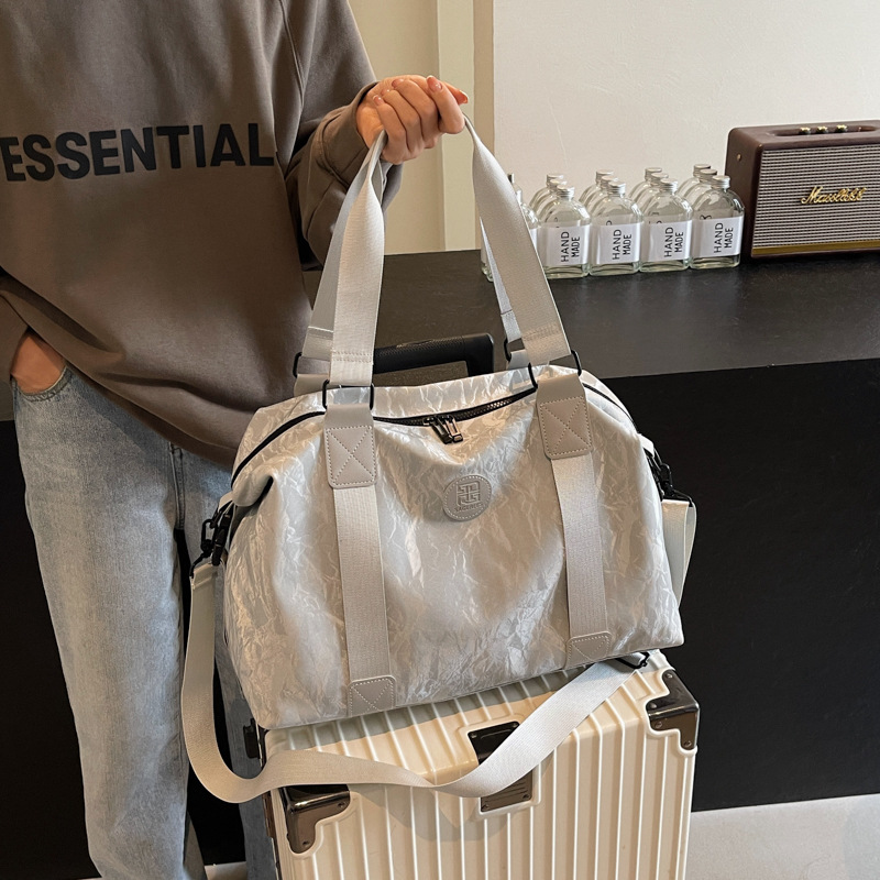 Nueva bolsa de fitness de moda simple, bolsa de almacenamiento de viajes de ocio de gran capacidad, bolsa de entrenamiento de yoga deportivo para mujeres al por mayor