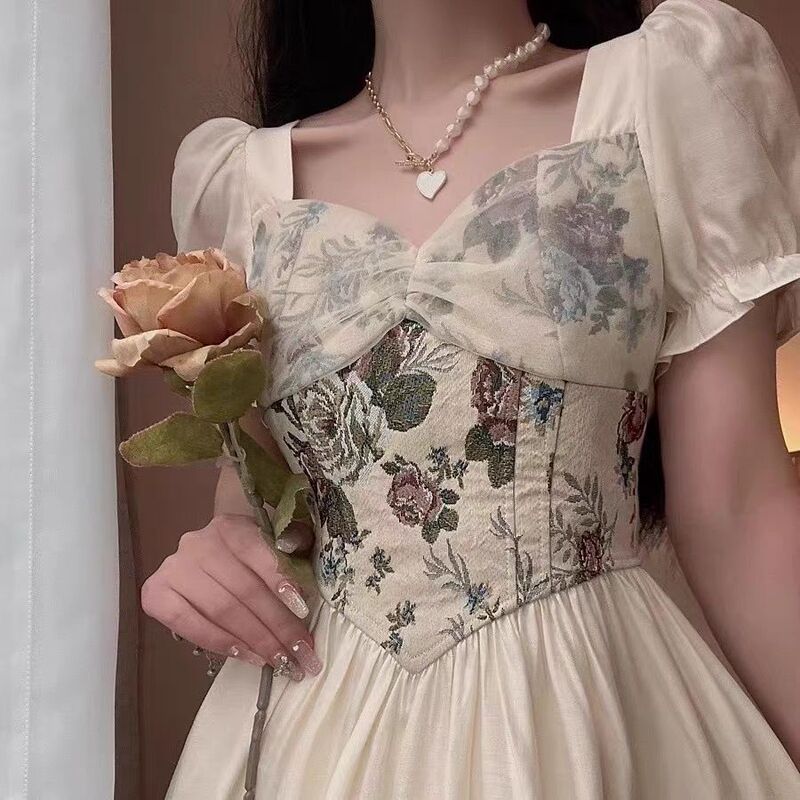 Sweet Slightly Fat Women's French Retro Hepburn Style Dress First Love Tea Break Design Waist Slimming Look Skirt for Women