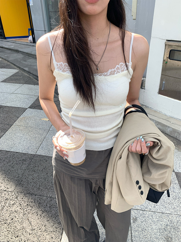 黄峥韩版纯欲毛织蕾丝带胸垫吊带背心女秋季收腰褶皱打底530047|undefined