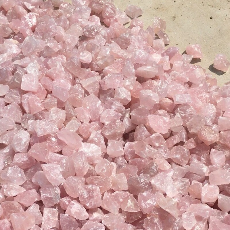 Natural pink crystal raw stone gravel aromatherapy stone fragrance stone pink crystal factory supply