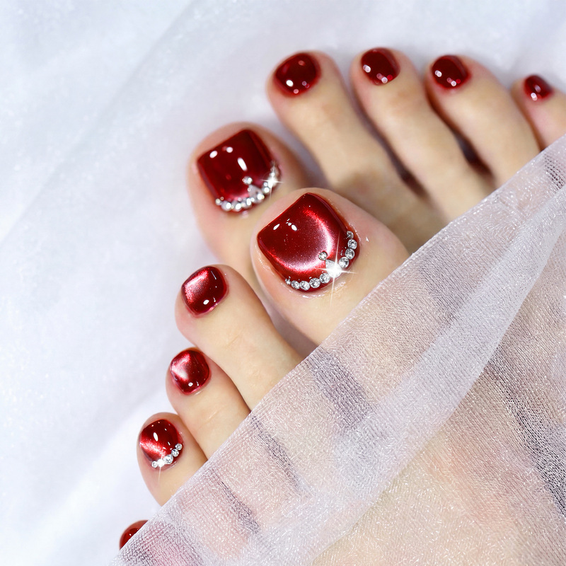 24-piece cat-eye toenail set with diamonds, light luxury short square toenails, dazzling mirror-finish finished toenail patches 24-piece cat-eye toenail set with diamonds, light luxury short square toenails, dazzling mirror-finish finished toenail patches