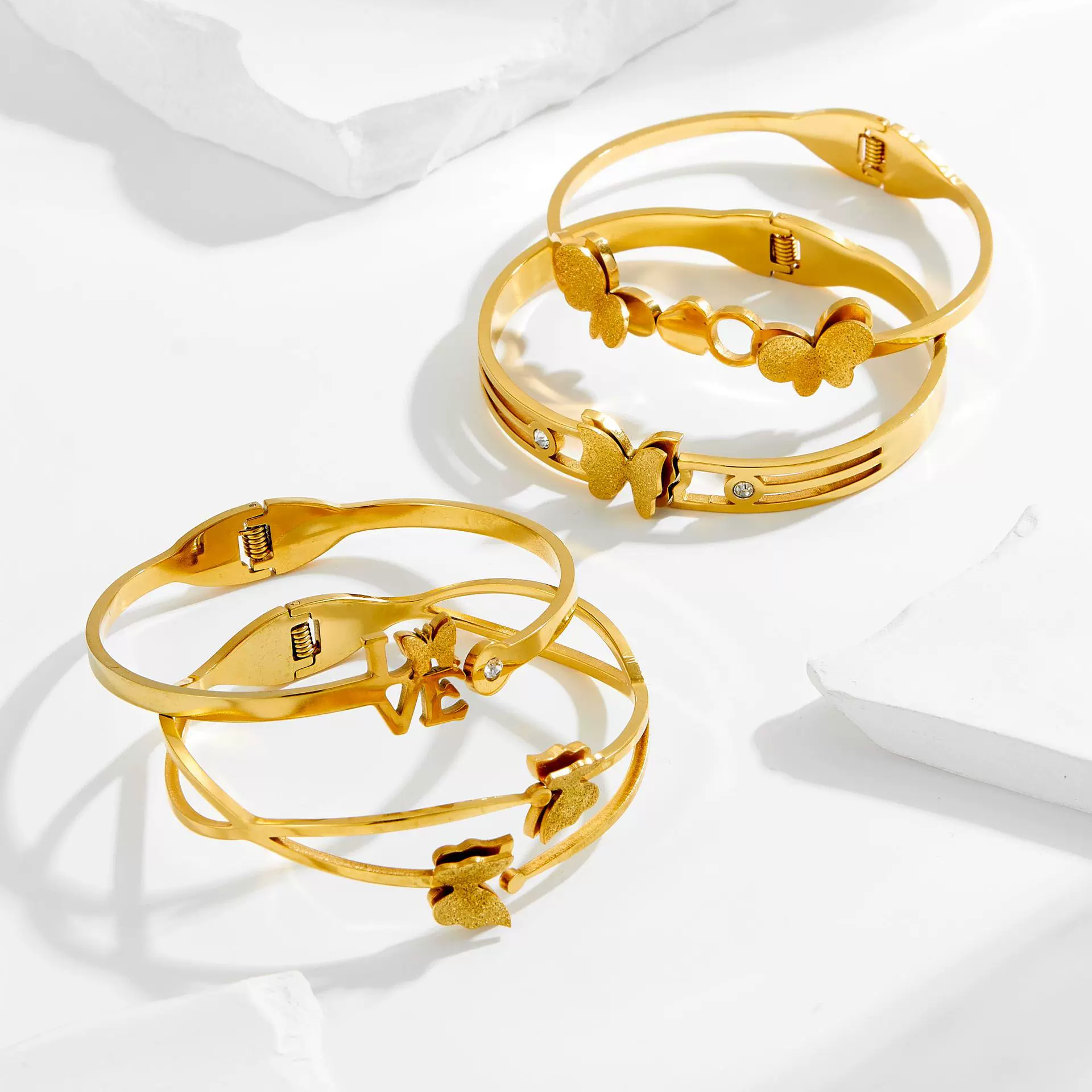 韩版ins钛钢18K金双蝴蝶镂空复古手镯开口小众个性手环饰品 批发