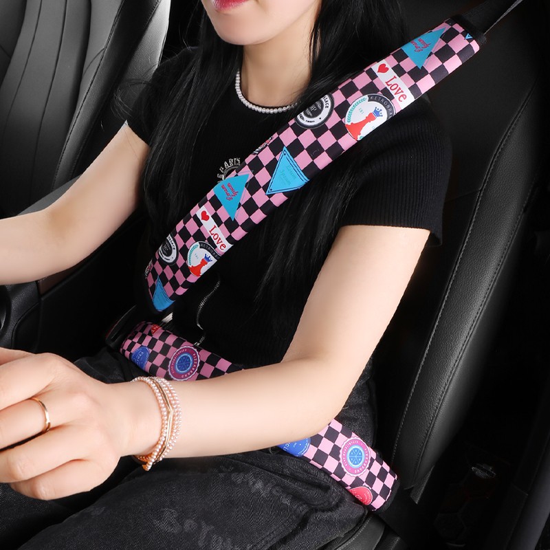 Car Seat Belt Shoulder Cover Cute Car Interior Lamb Wool Safety Belt Protective Cover Winter Short Plush Suit for Women