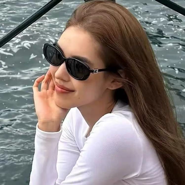 2025 新しいヨーロッパとアメリカのレトロなキャットアイサングラス女性の小さなフレーム休暇オーバル日焼け止めサングラス抗 UV|undefined