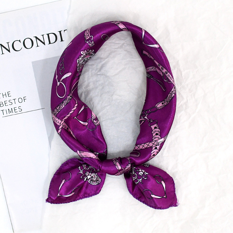 50 Satin Chain Pañuelo cuadrado estampado Color Sense de alta gama Moda de todo fósforo azafata profesional Servicio al cliente Bufanda de decoración Bufanda de seda