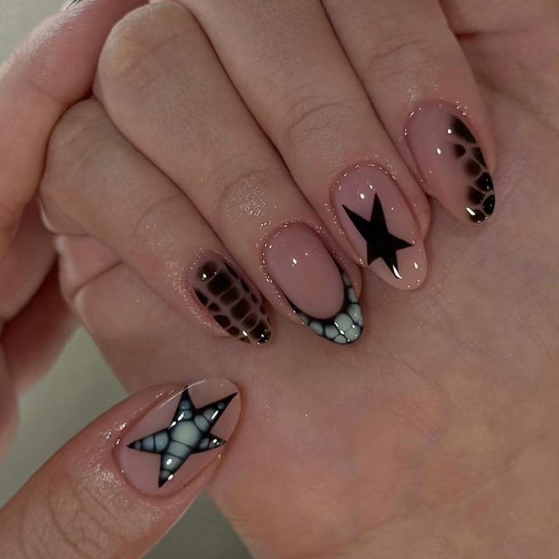 European and American Hot-Selling Wearable Nails Pink Almond Nails Black Star Crocodile Pattern French Sweet Cool Sexy Manicure Nail Stickers
