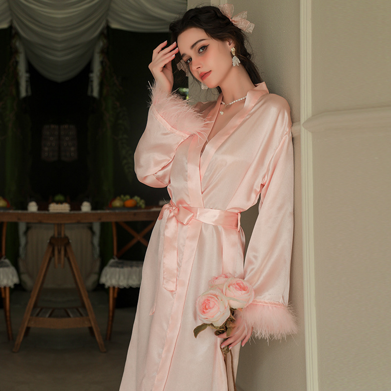 Cross-border European and American Bride Morning Gown Women's Feather Long Nightgown Wedding Makeup Bridesmaid Group Wedding Kimono Color Bath