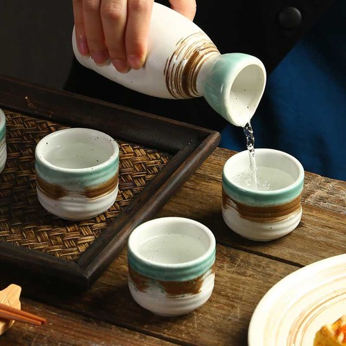 Cross-border Japanese sake pot creative ceramic wine set wine dispenser shochu pot wine cup home restaurant white wine pot