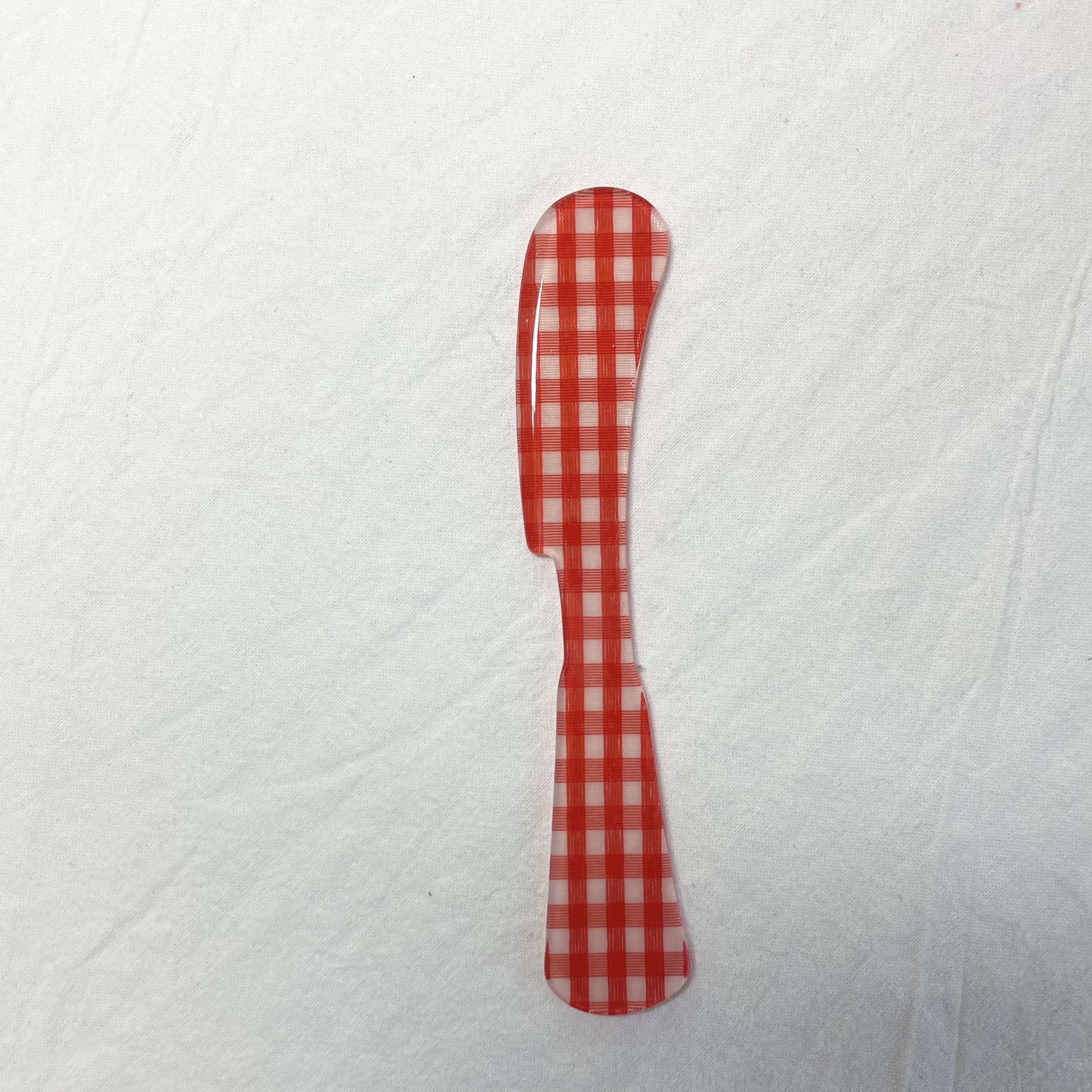 빨간색 매체