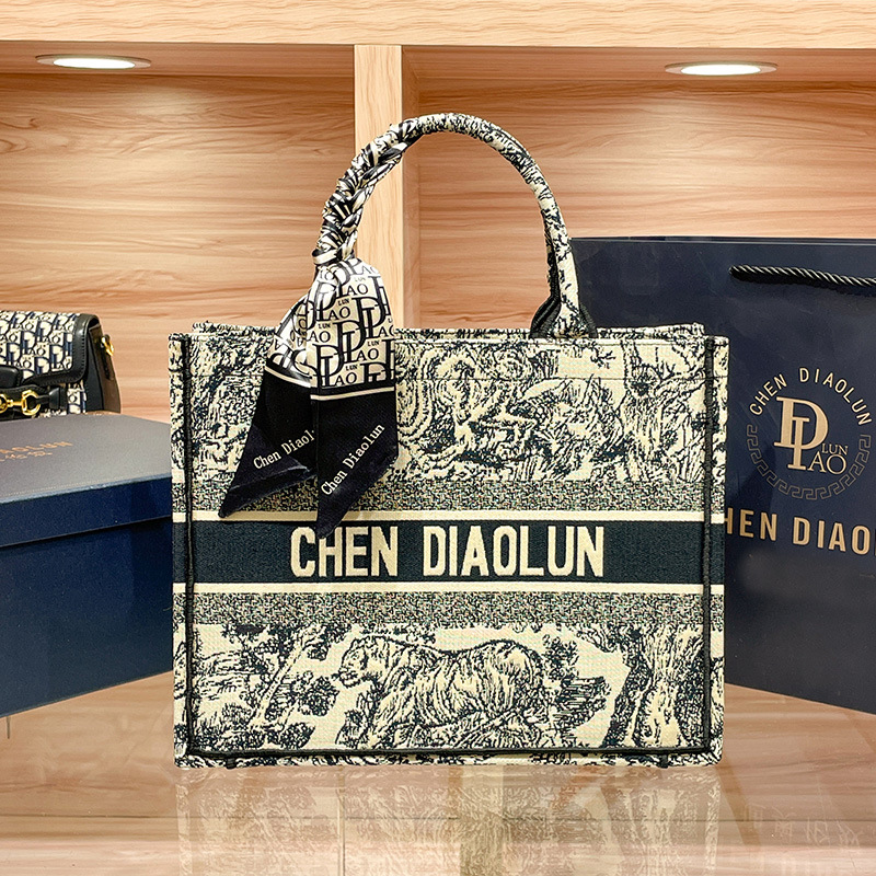 2025 nuevo estilo de alta moda lujoso ligero bolso completo bordado animal de transporte de gran capacidad bolsa de compras universal