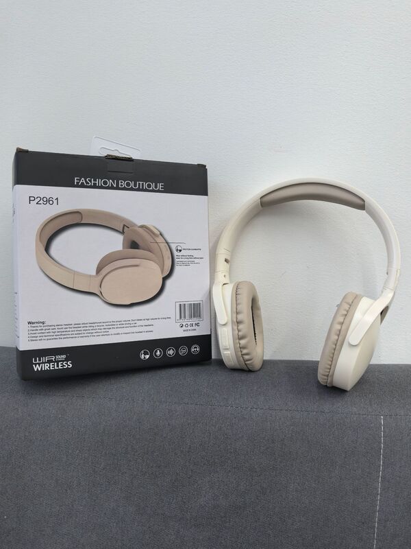国境を越えた人気の P2961 ワイヤレスヘッドマウント Bluetooth ヘッドセットゲームスポーツ重低音高品質ヘッドセットカスタマイズ|undefined