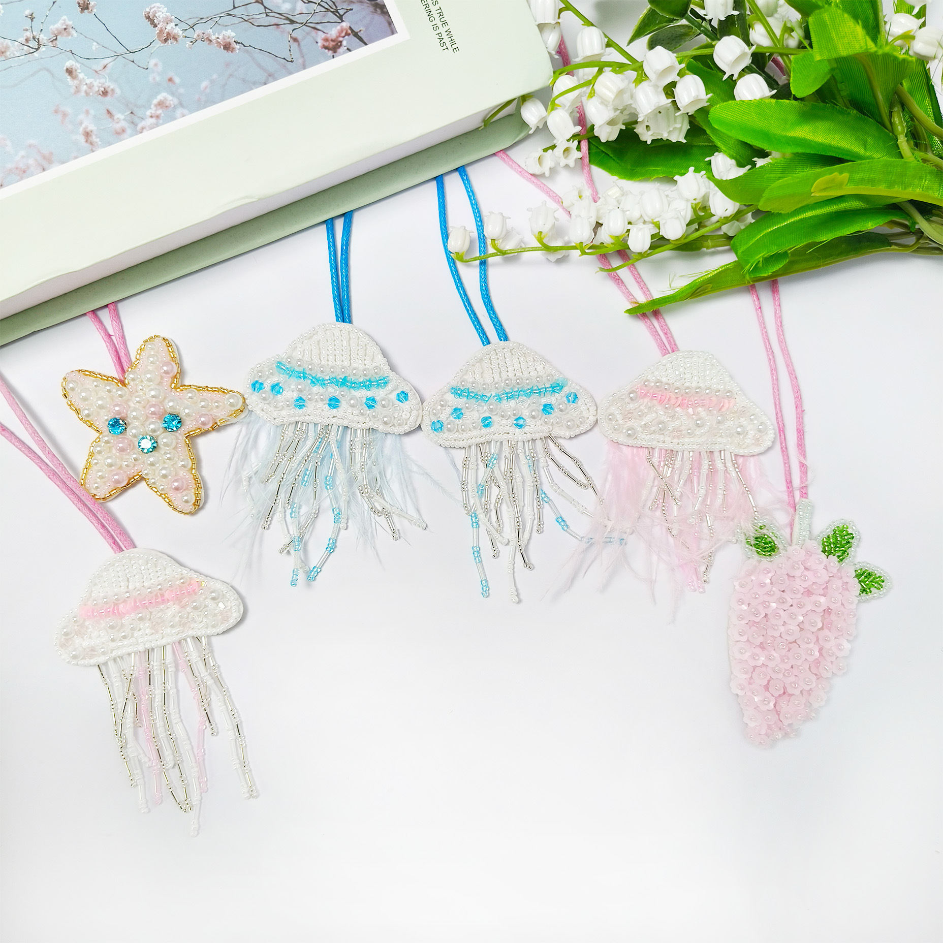 手工钉珠布料布贴羽毛水母海星包包diy服饰装饰辅料补丁贴挂件