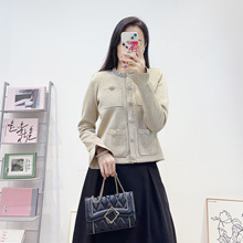 南油高端女装法式名媛小香风毛衣外套女轻奢镶钻圆领金色针织开衫