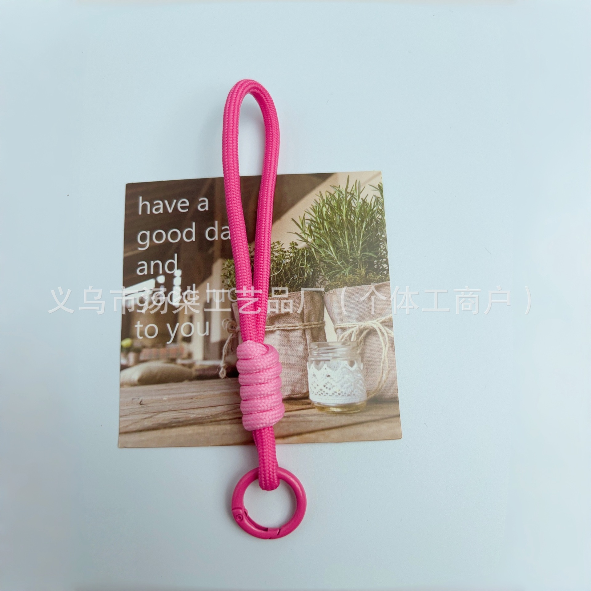 Fabricante directo para la explosión creativa del teléfono móvil cuerdas muñecas tarjeta de taza de agua bolsas de llaves cuerdas trenzadas accesorios