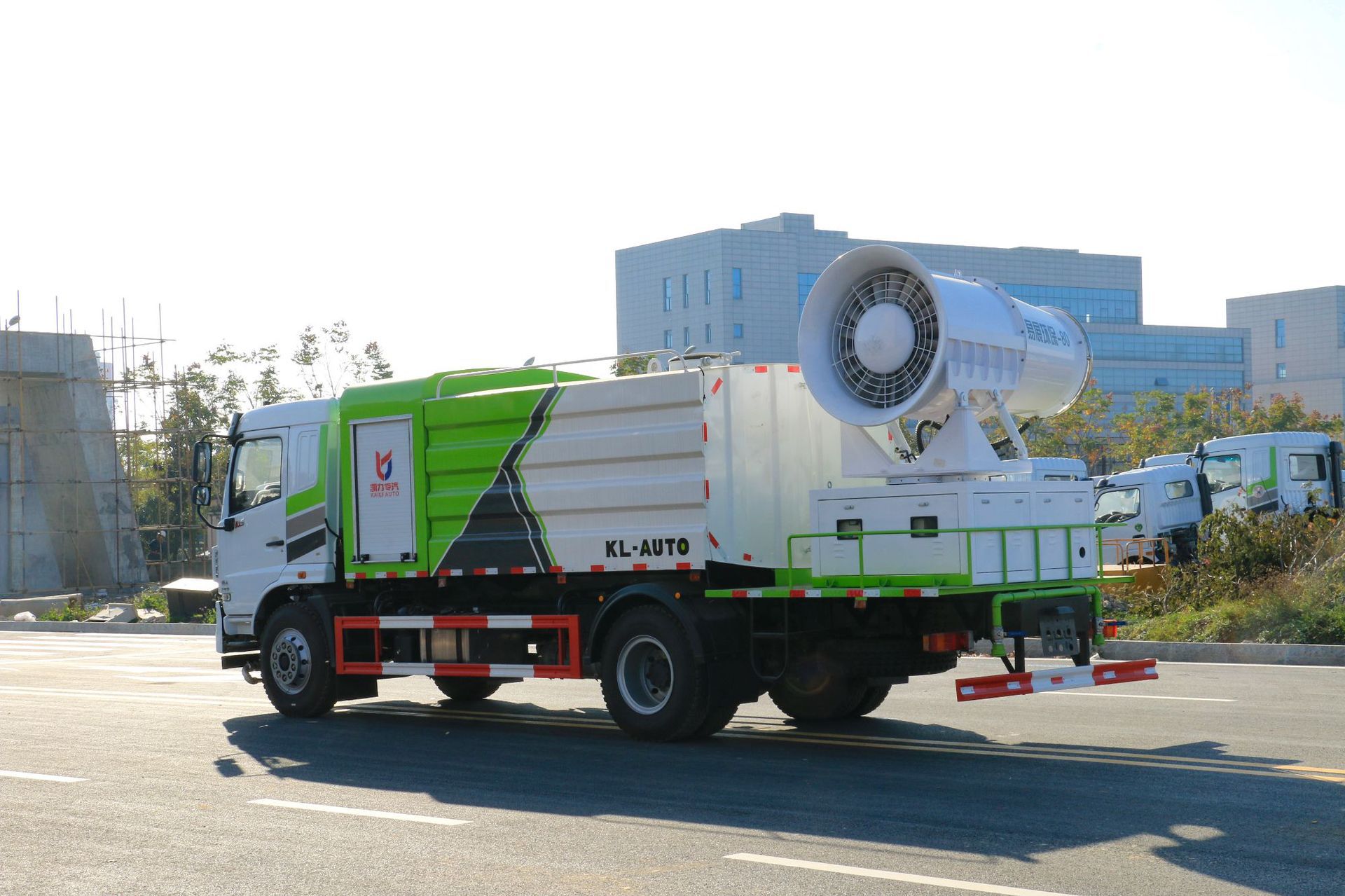 Dongfeng Huashen Kl5 (Round Tank 11.5 Square Installation 50~ 100m Fog Cannon) Municipal Garden Dust Reduction Spray Truck