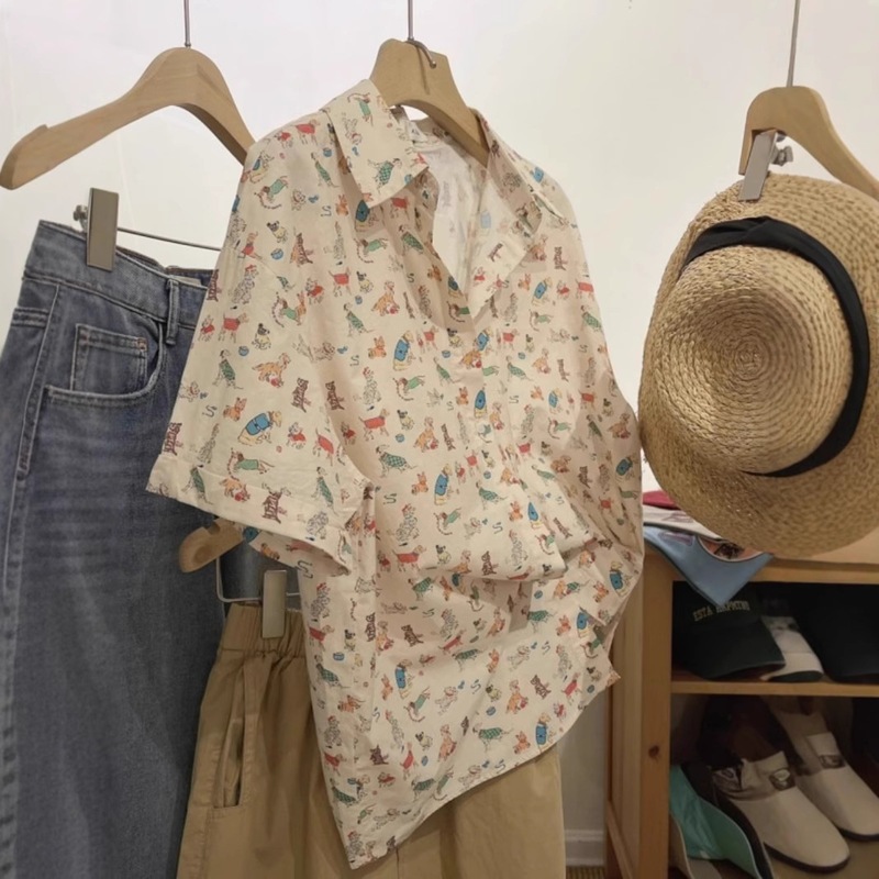 Japanese-Style Hong Kong Cartoon Print Short-Sleeve Shirt for Women, Summer Korean Design, Niche Loose-Fitting Cool Sun-Protection Shirt Japanese-Style Hong Kong Cartoon Print Short-Sleeve Shirt for Women, Summer Korean Design, Niche Loose-Fitting Cool Sun-Protection Shirt
