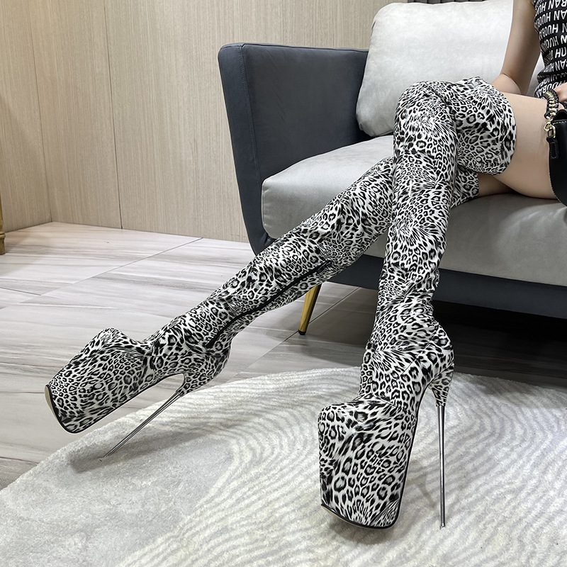Boot nữ cổ cao quá gối họa tiết da báo mũi tròn khóa kéo gót thép 19 cm — Màu trắng chi tiết 5