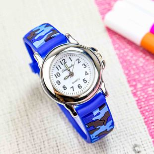 New boys outdoor sports camouflage watch kindergarten children and girls simple time reading waterproof quartz watch