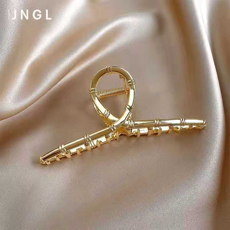 689c34de3da104a3d8375f2d97b16a