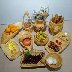 Simple and beautiful handicraft dry fruit plate, irregular pastoral style snack plate, retro root carving dragon boat basket fruit plate