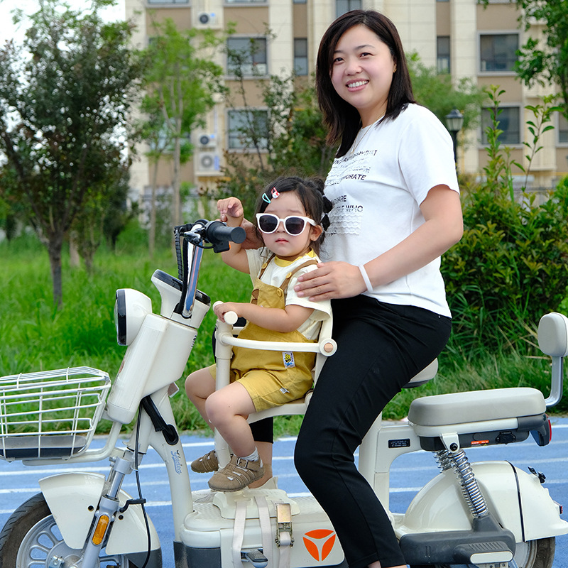 New Electric Vehicle Child Seat with Front-Mounted Pedal, Foldable Front Seat for Babies and Infants