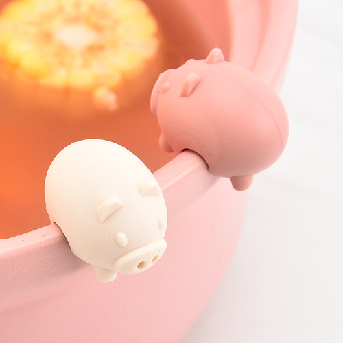 Cartoon pig silicone anti-overflow pot lid clip household kitchen gadgets soup pot lid clip