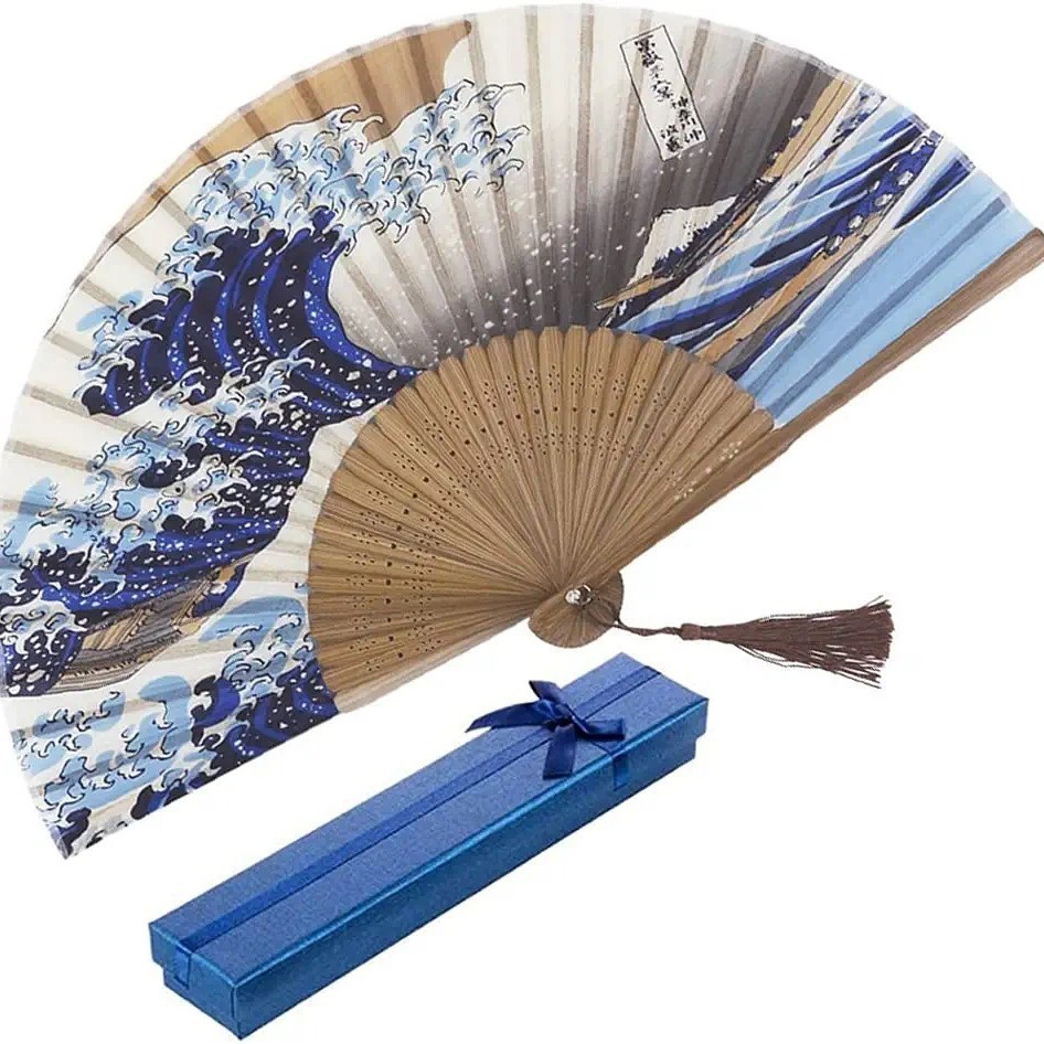 Hay en stock Kanagawa ola fractura de bambú fan canción Xiaozhu transfronterizo pequeño ventilador plegable serie japonesa SEDA-como ventilador de Bambú