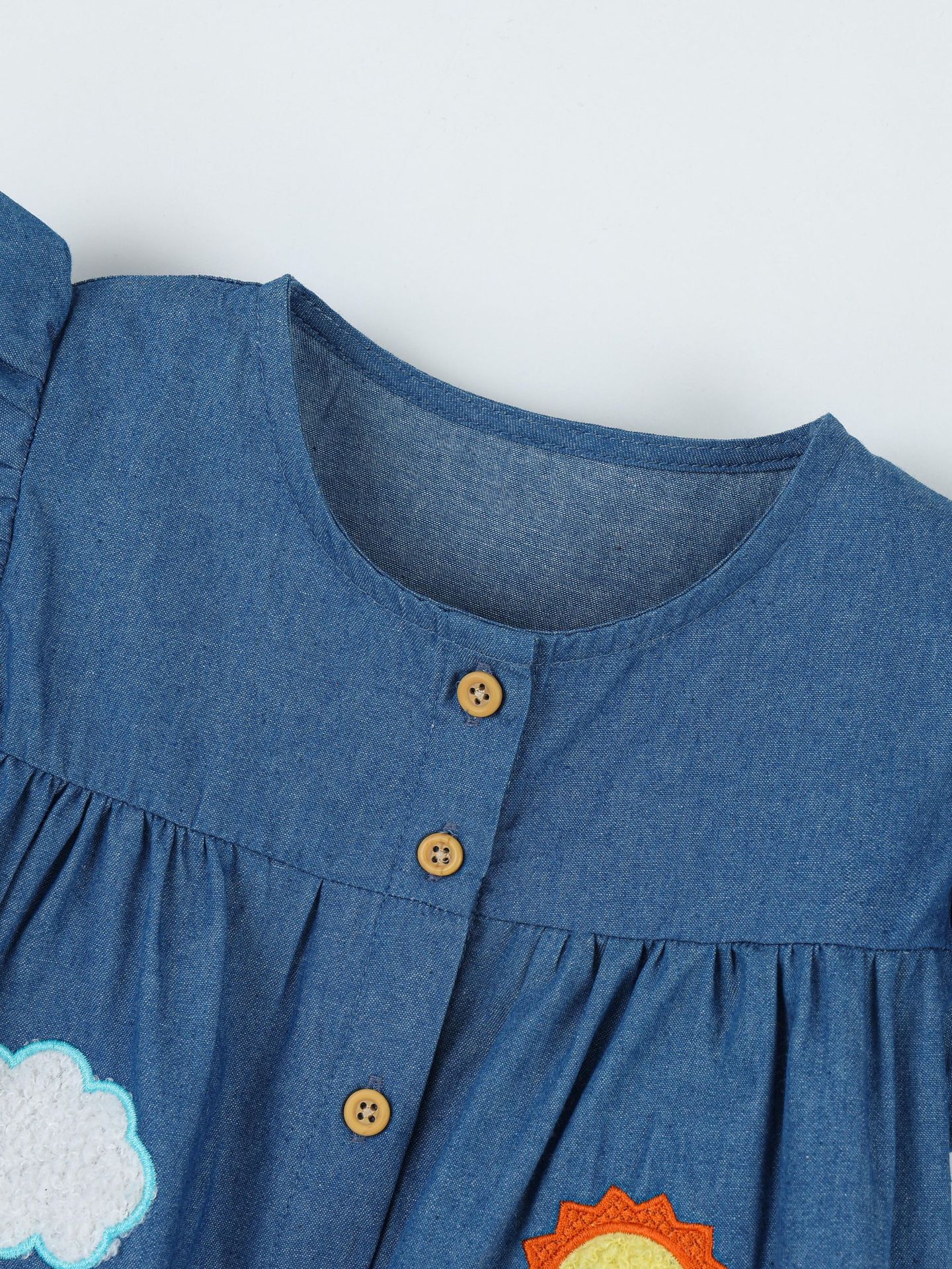 Procesamiento personalizado europeo y americano de niñas de manga corta denim falda de verano vestido de niños tejido bordado de dibujos animados vestido de moda infantil