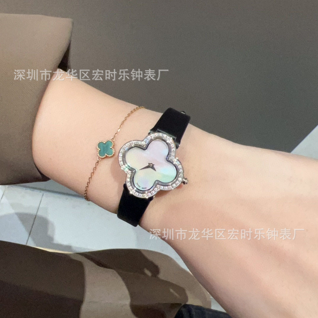 Four-leaf Clover Women's Watch Women's Light Luxury Fritillaria Watch Diamond-encrusted TikTok Explosive High-class Niche Quartz Watch