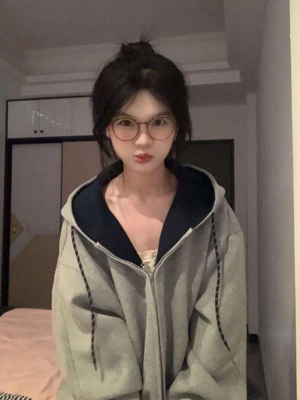 韩系慵懒灰色连帽卫衣开衫外套女春秋季2025新款基础通勤显瘦上衣|undefined
