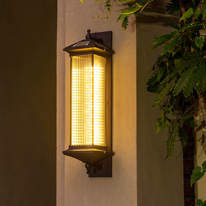 Outdoor wall lamp retro solar door pillar lamp Chinese waterproof garden lamp outdoor garden villa wall door lamp