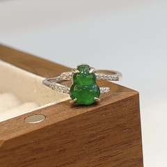 天然の翡翠の指輪の帝王の緑の陽の緑の翡翠のひょうたんの純銀の口の指輪の宝石の生放送の商品の供給源