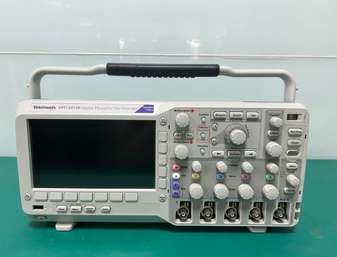 回收泰克DPO2014B DPO2024B Tektronix MSO2012B MSO2022B示波器